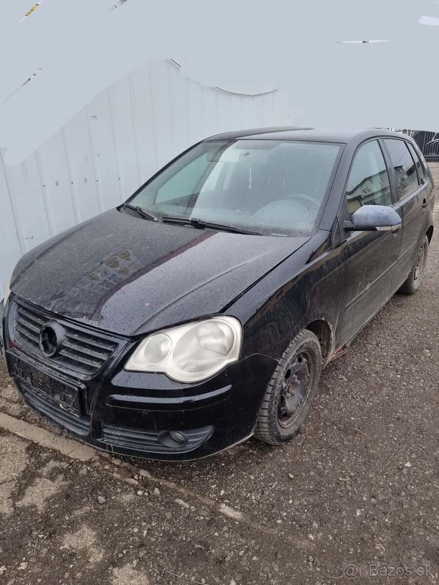 VW Polo 9N predná kapota - 6