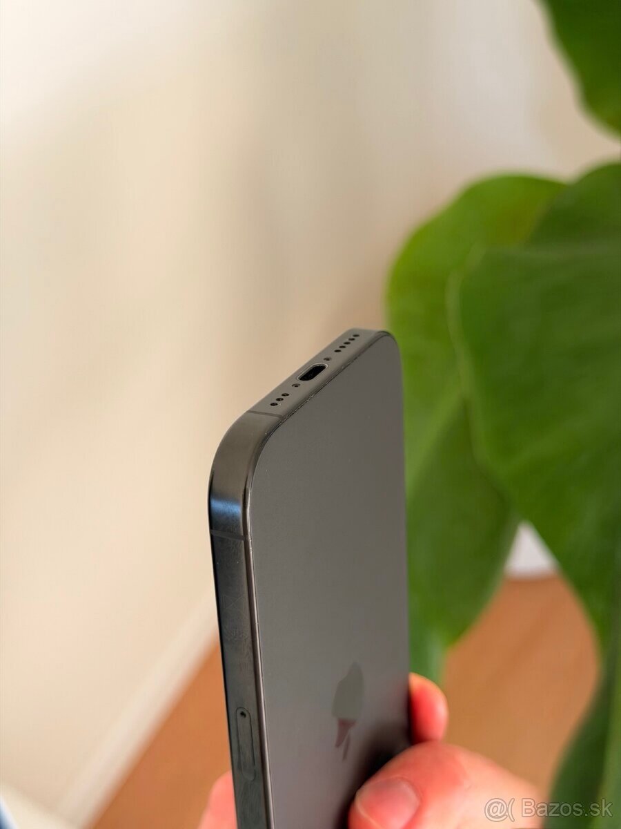 Predám Iphone 16 Pro 128gb Titanium Black 90% 🔋 - 6