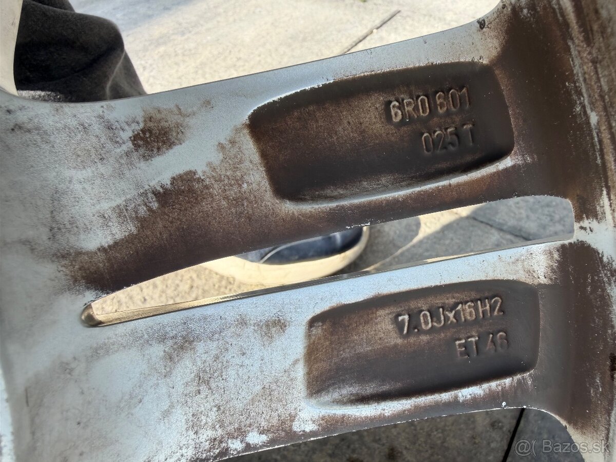 Polo R-Line 7Jx16 ET46 - 6