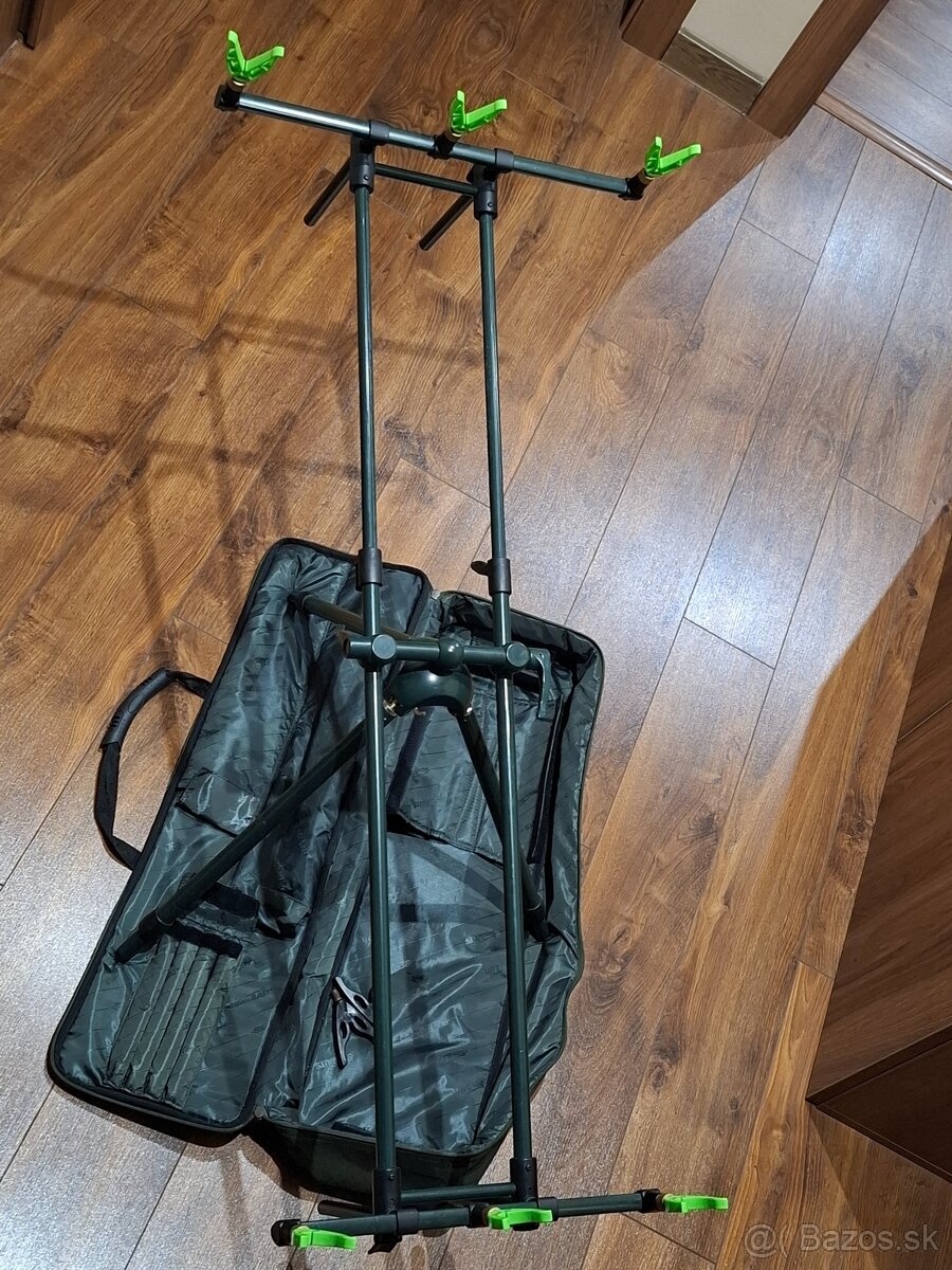 Predam stojan na udice - 6