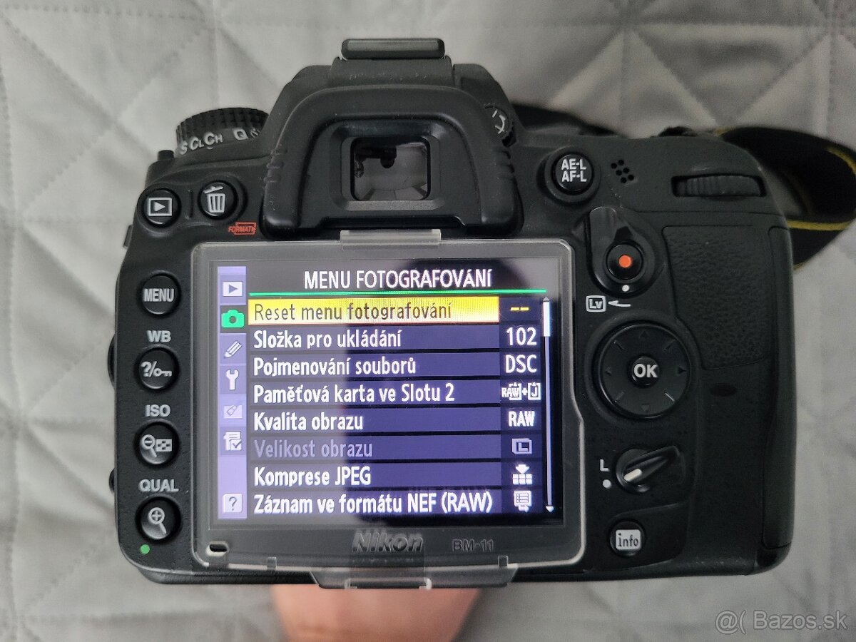 Nikon D7000 (len 24tis. záberov) + Tamron 17-50mm f/2.8 VC + - 6