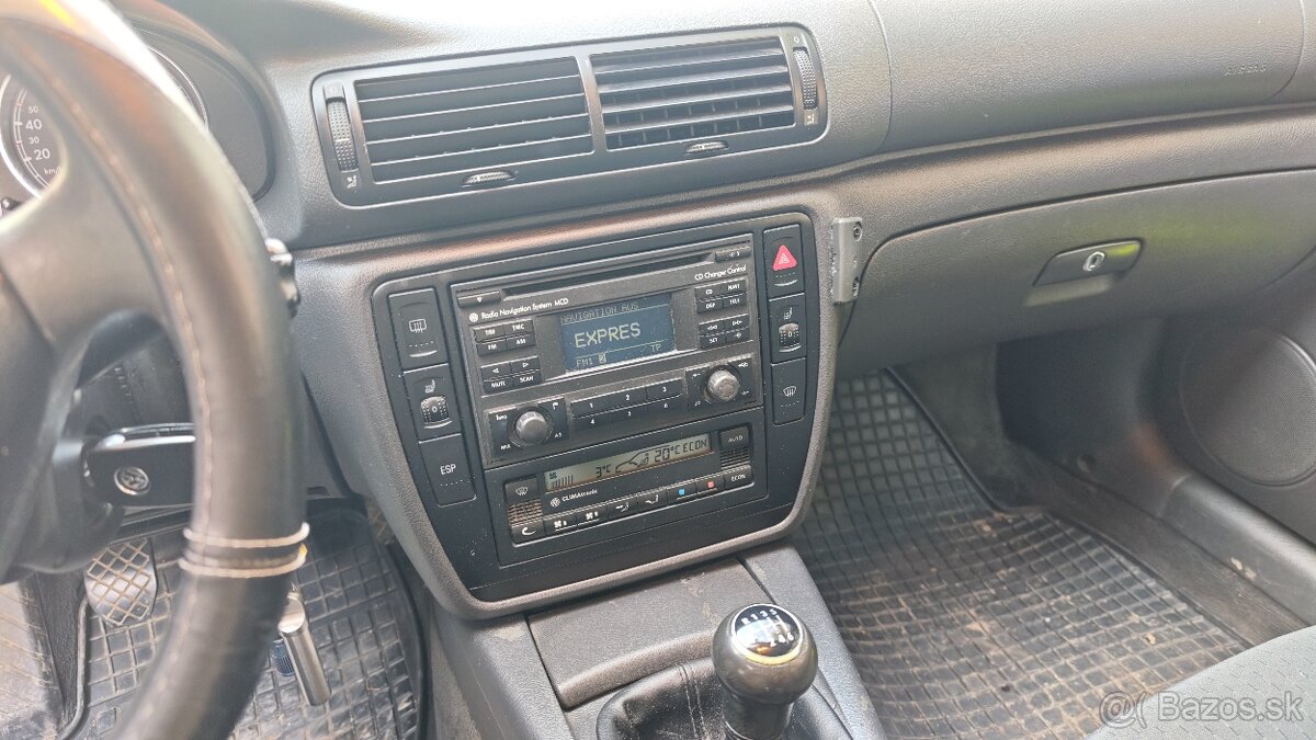 Predam passat b5.5 1.9tdi 96kw avf 2005 - 6