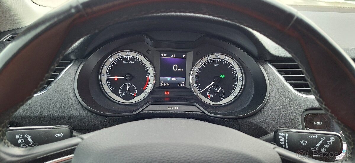 Škoda Octavia Combi 2.0 TDI Scout DSG 4x4 - 6