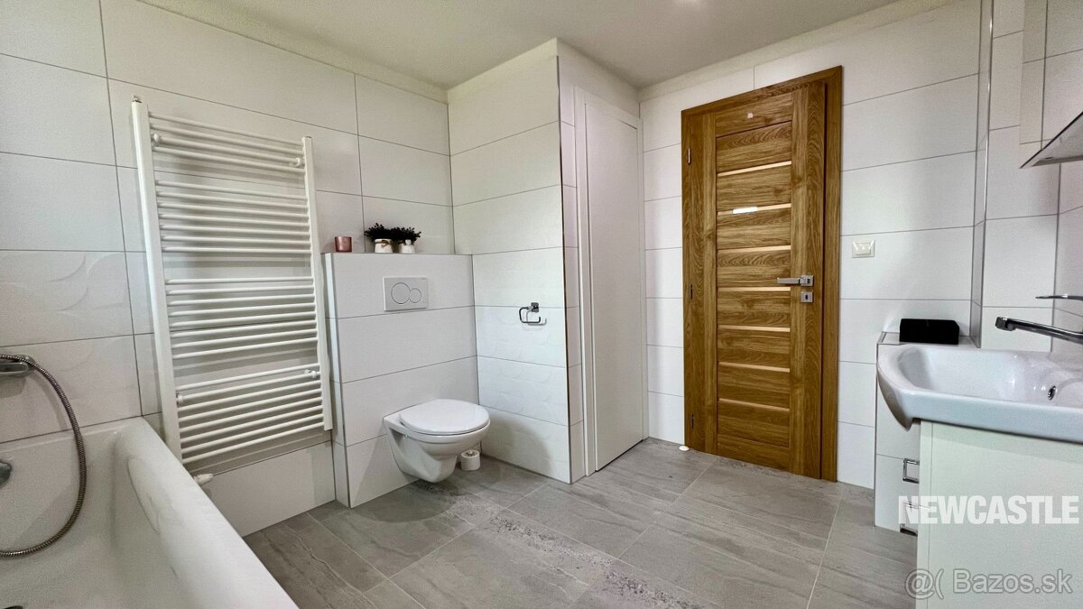 NEWCASTE⏐PRENÁJOM 3 izbového bytu v rod. dome. - 6