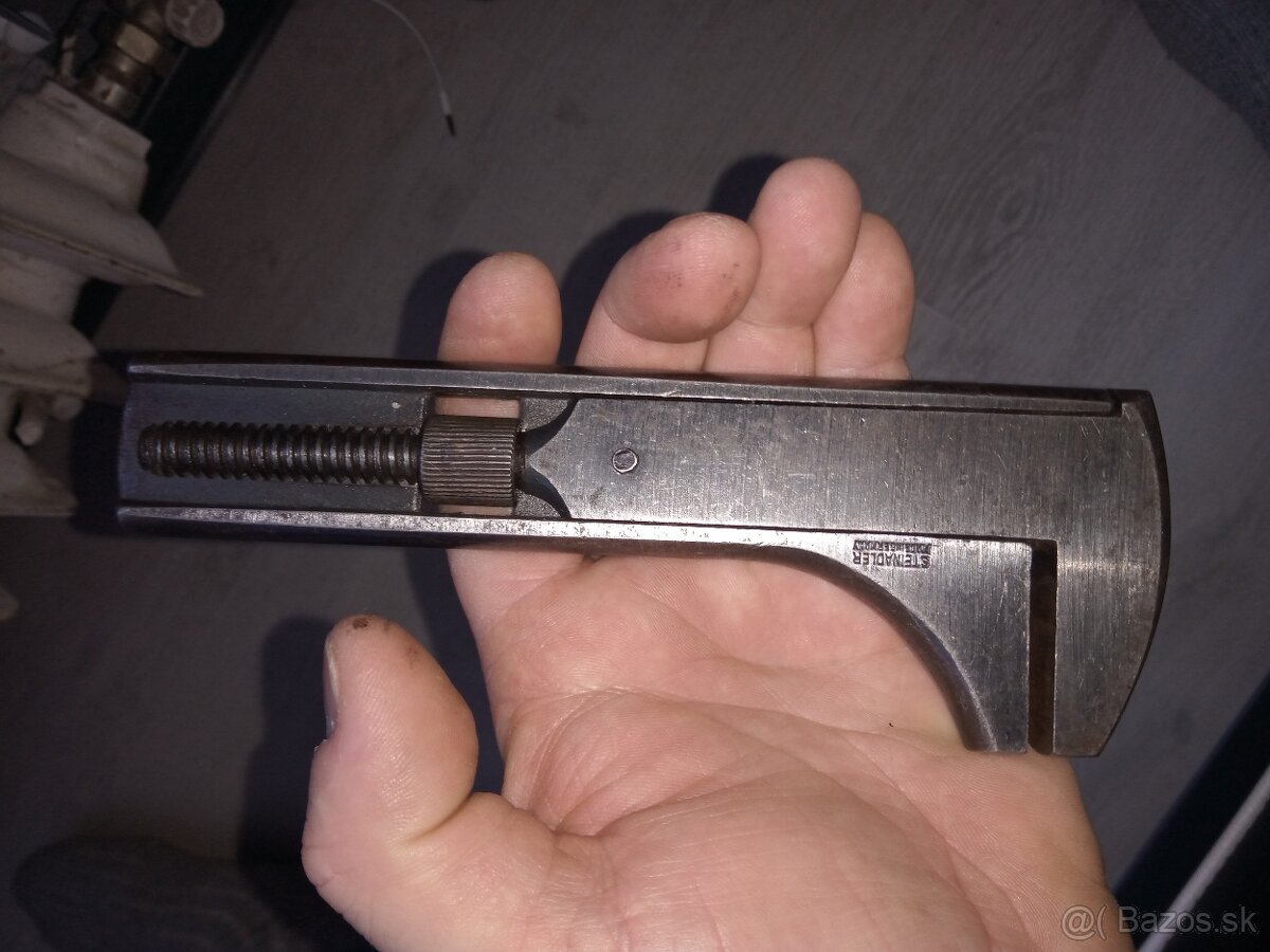 Francúzsky kľúč Mercedes Benz - 6