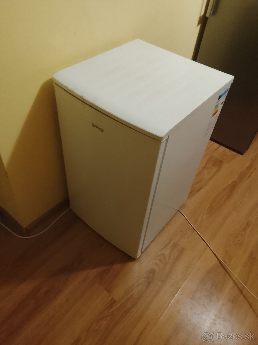 Predám malú chladničku gorenje - 6