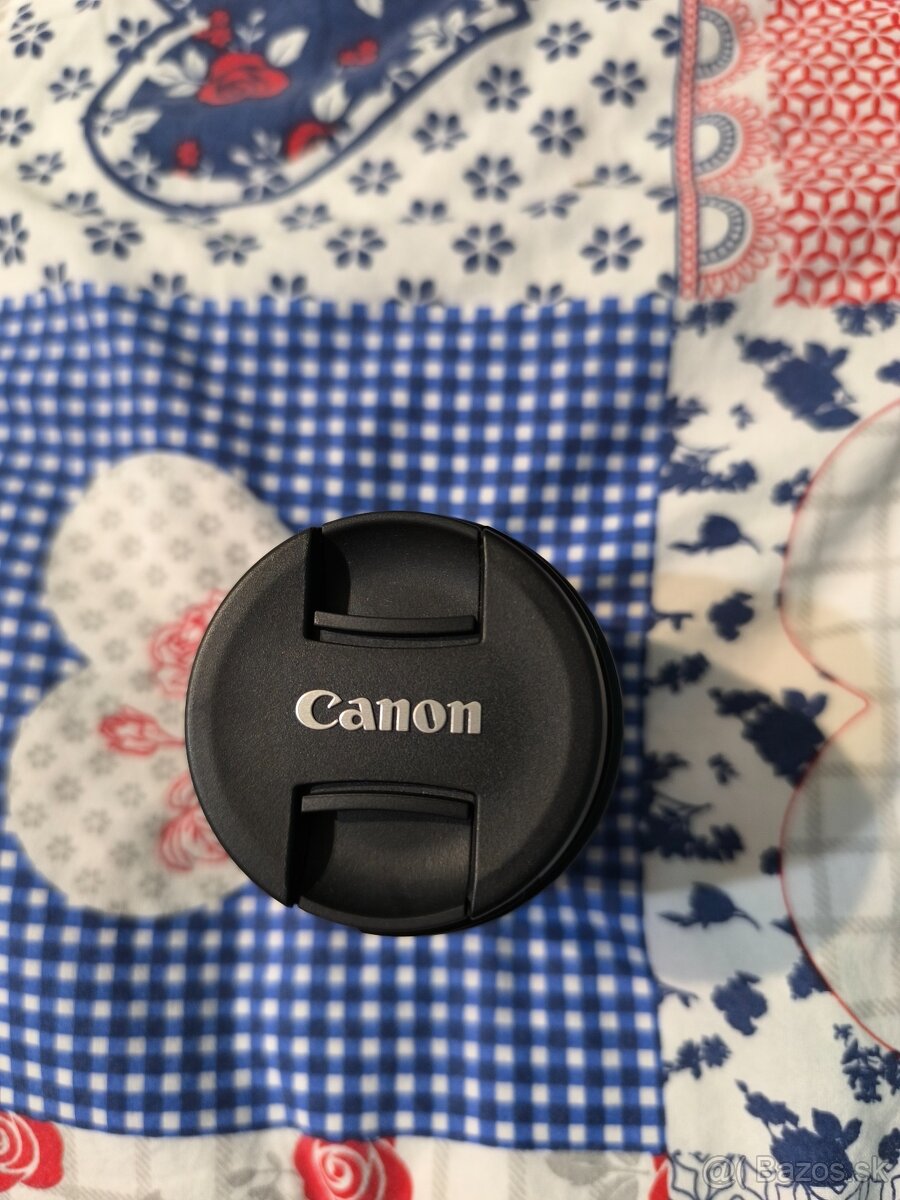 Canon EOS 2000D + EF-S 18-55 mm - 6