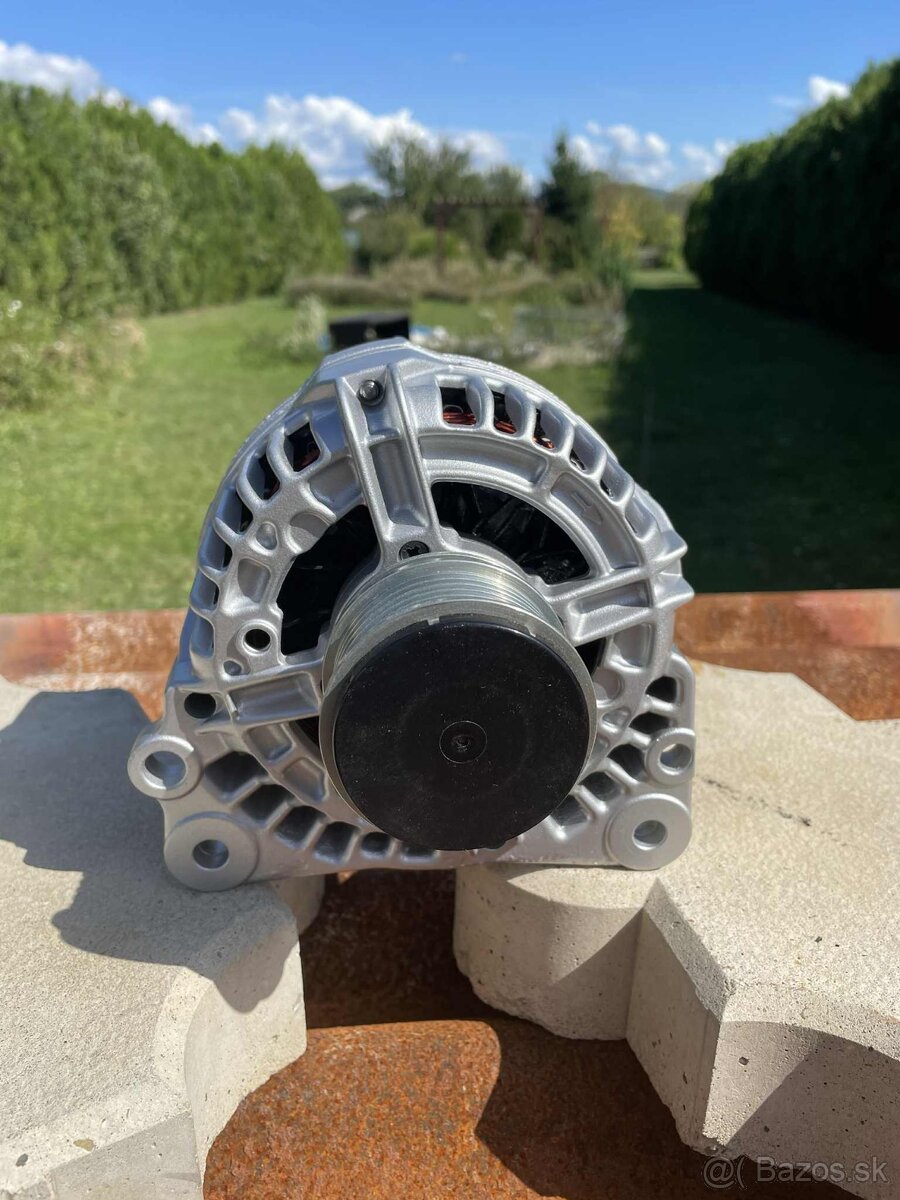 Alternátor 038 903 023 L - 6