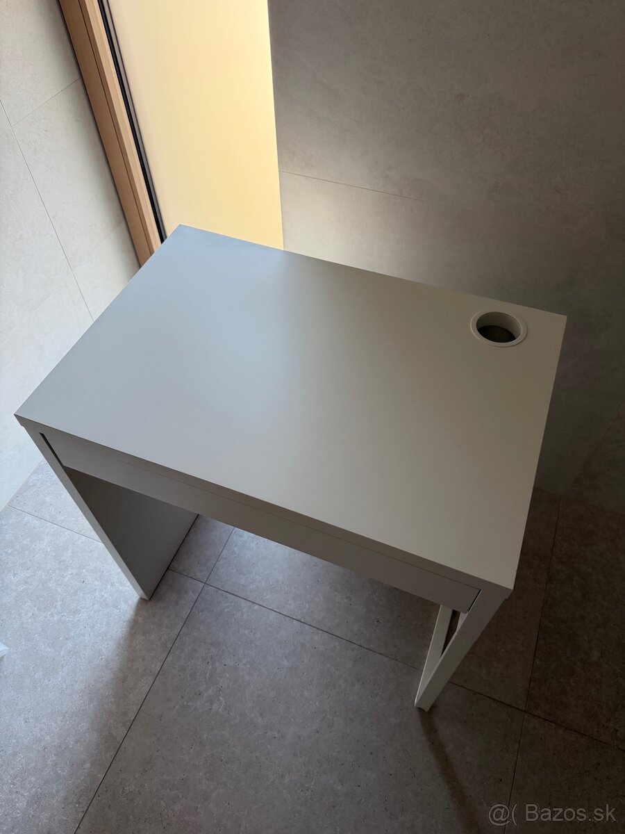 Pracovný stôl Micke /IKEA - 6