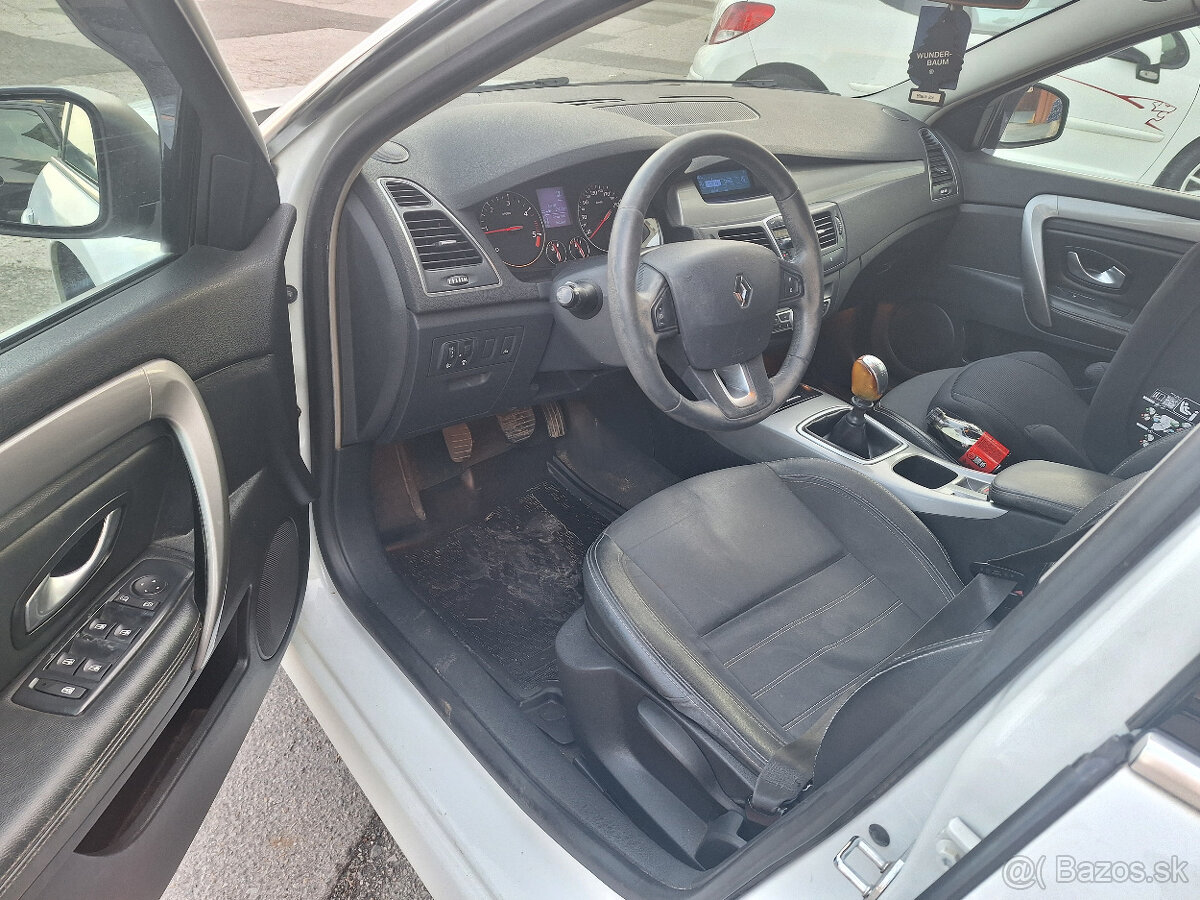 Renault Laguna Grandtour 3 facelift - 6