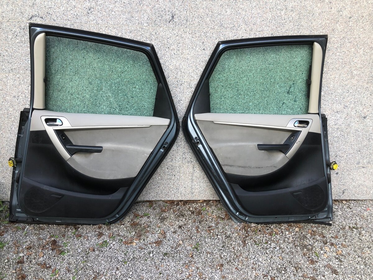 Rozpredám Citroën C4 picasso r.v.:,2006-2013 - 6