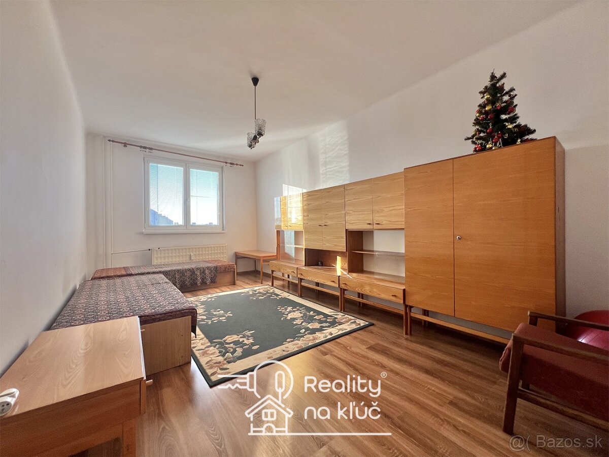 Na prenájom zariadený 2-izbový byt s balkónom v NZ - 6