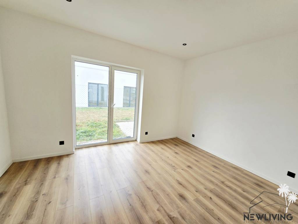 DOLINKY - Moravany nad Váhom 5 izbový bungalov - 6