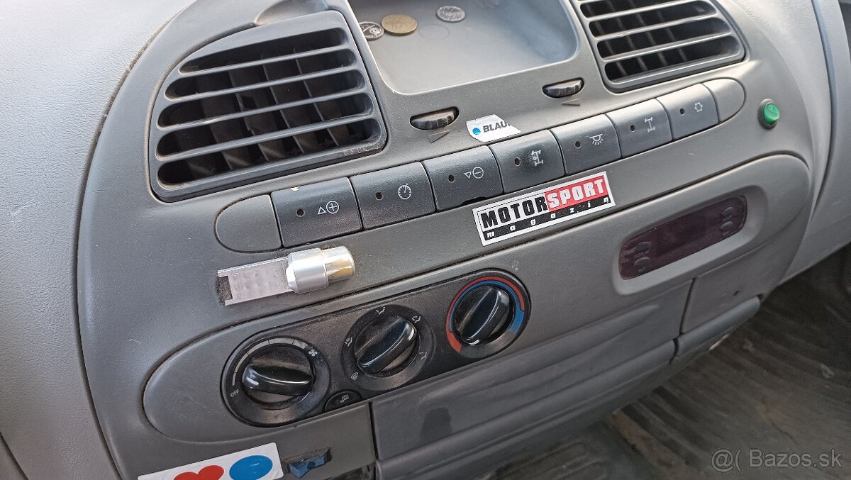 Avia D90 Cummins nosič kontejneru CTS5038 2005 - 6