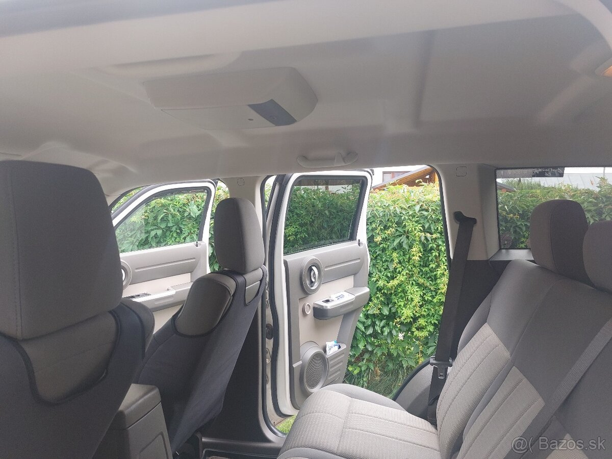 Dodge Nitro 2,8 CRD 4x4 manual 6st. 2007 - 6