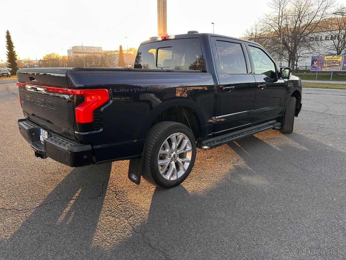 Ford F-150 Lightning - 6