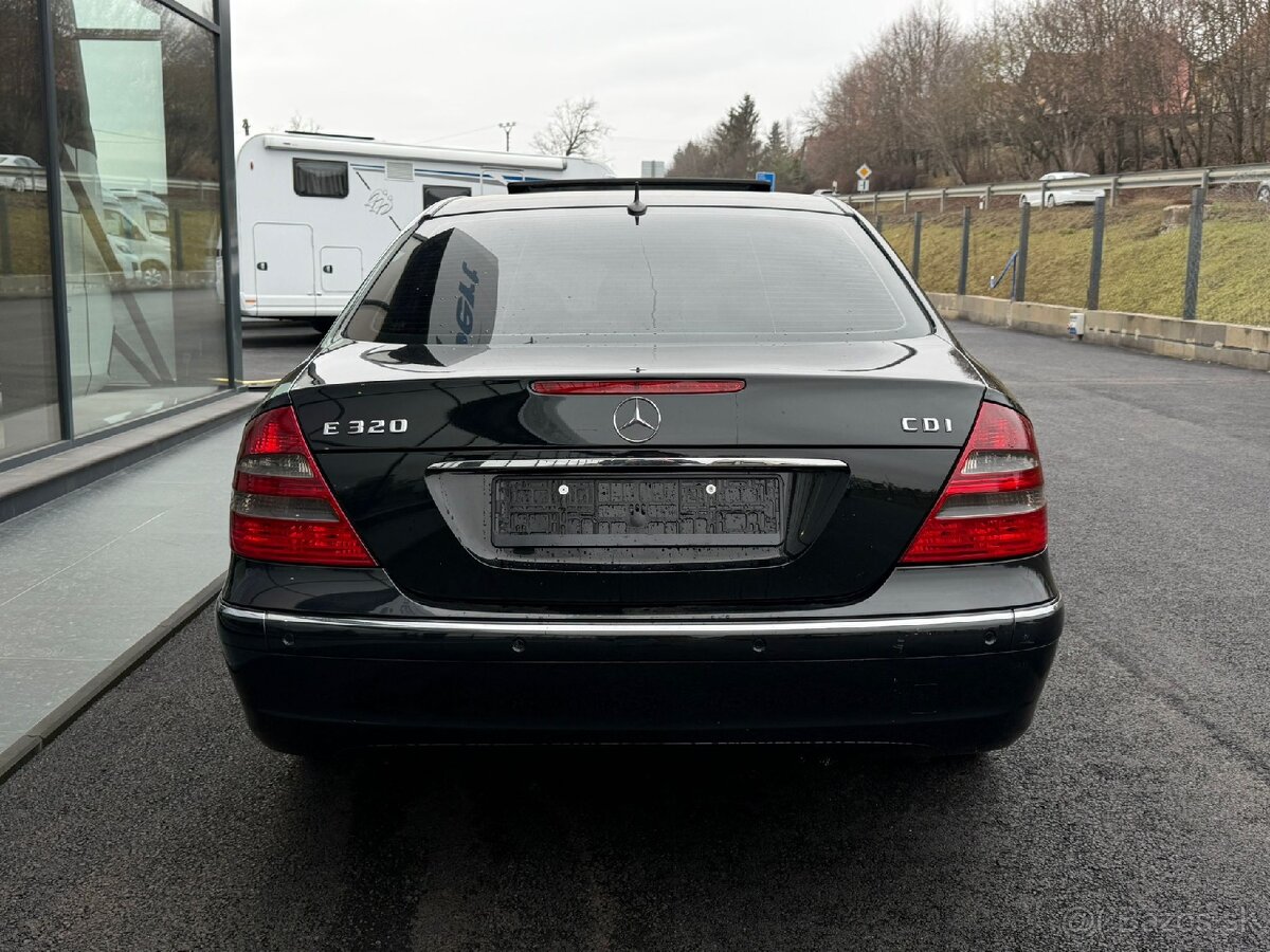 Mercedes-Benz E 320 CDI Elegance A/T W211 - 6