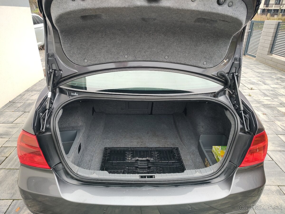 BMW 325i e90 r.v. 2005 manuál - 6