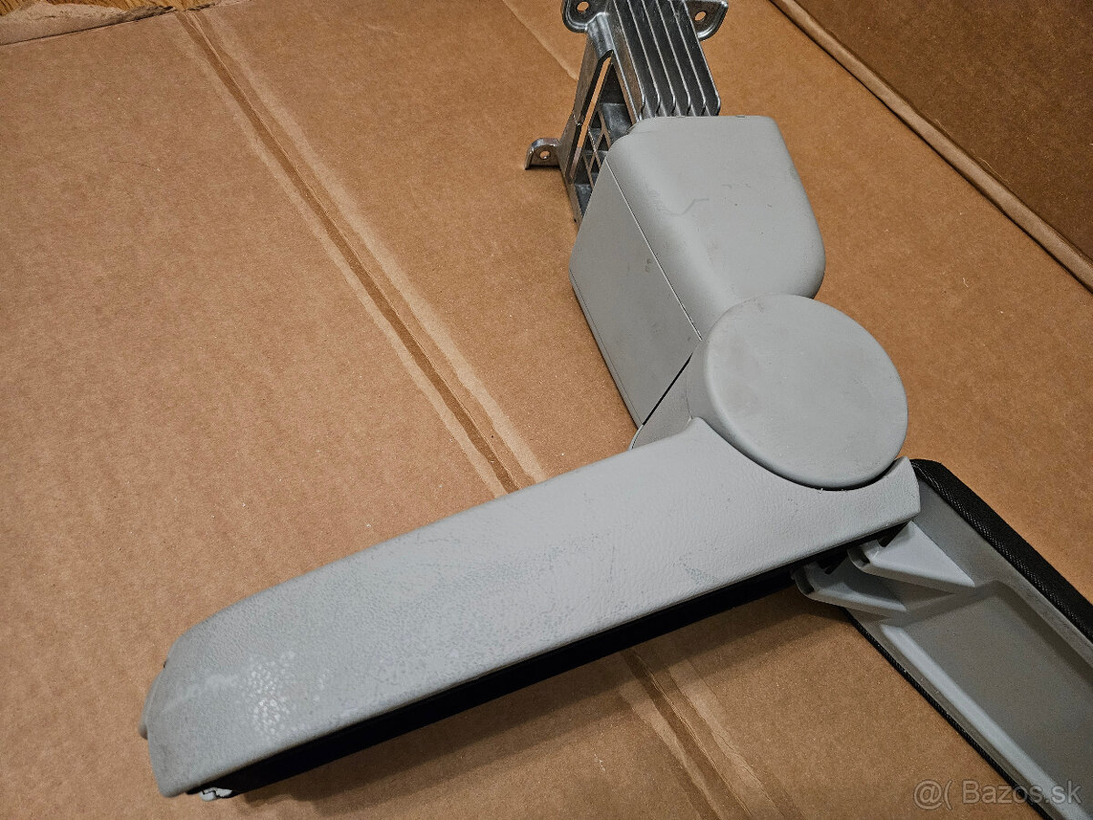 Škoda Fabia 2 Roomster lakťová opierka - 6