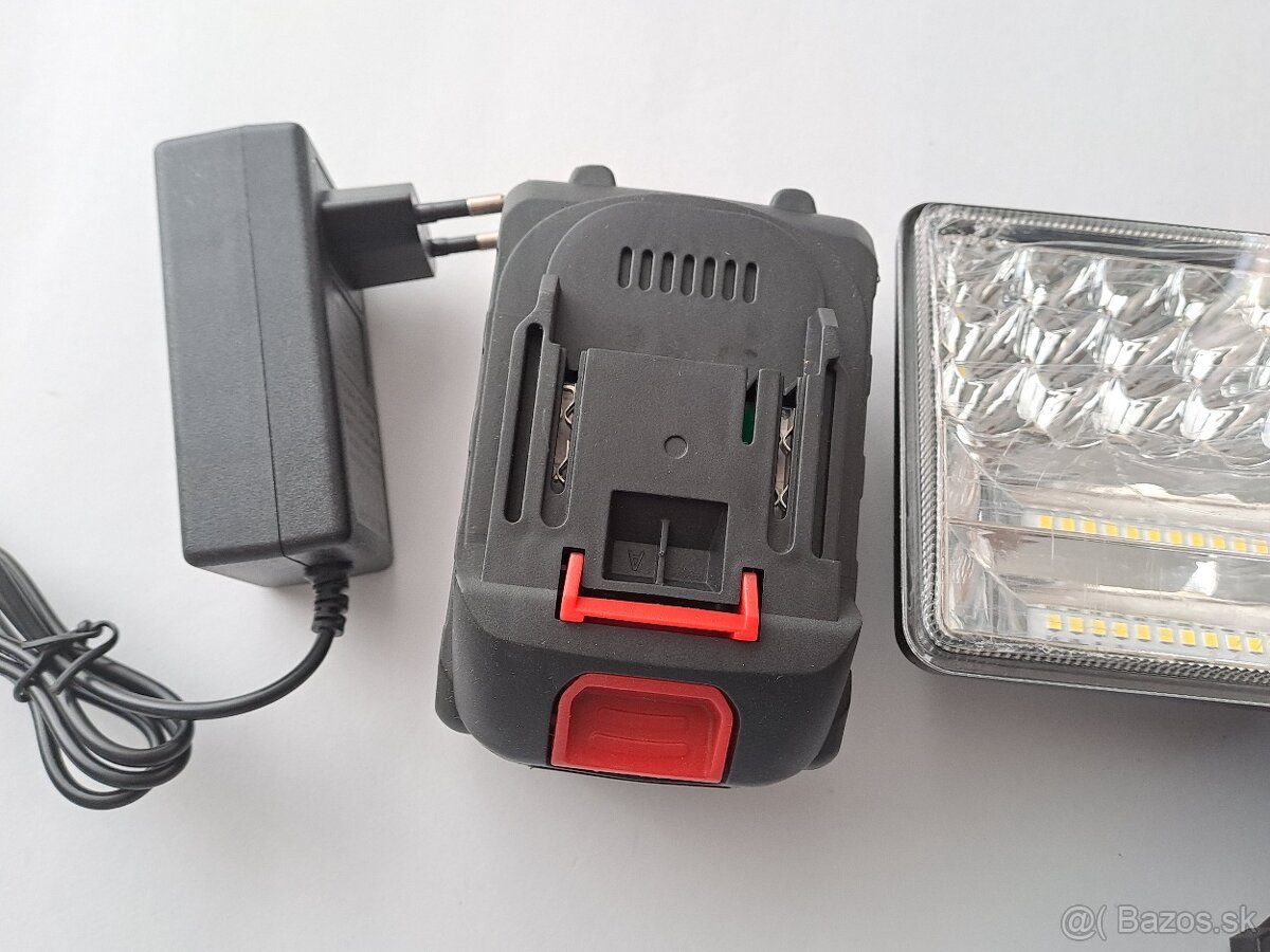 Bezdrôtové pracovné svetlo LED s dobíjateľnou LiIon batériou - 6