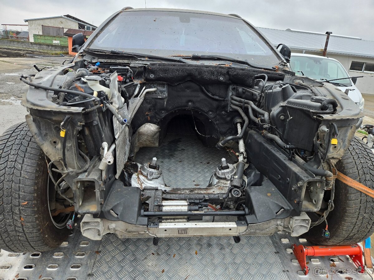 Rozpredám na diely _ bmw F11 520d - 6