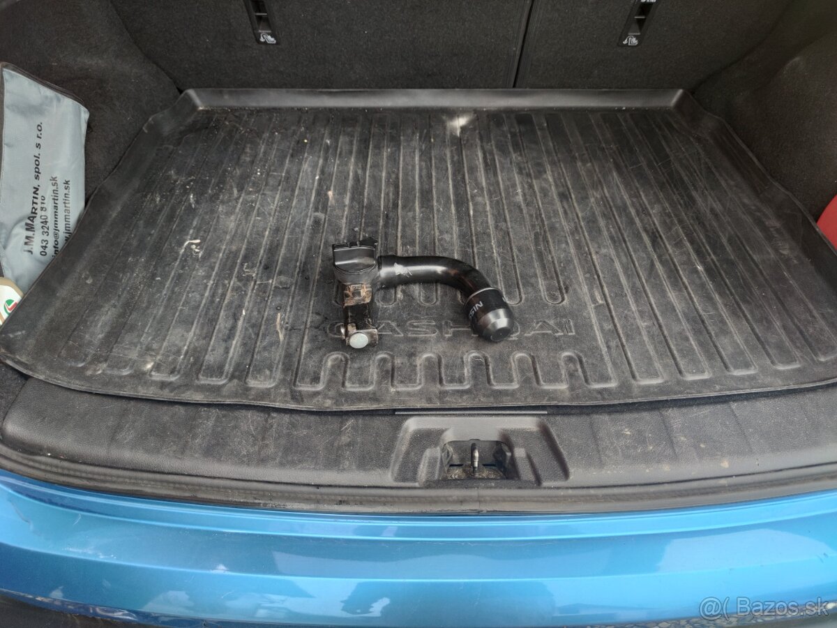 Nissan Qashqai 4x4 + ťažné, 360 kamera - 6