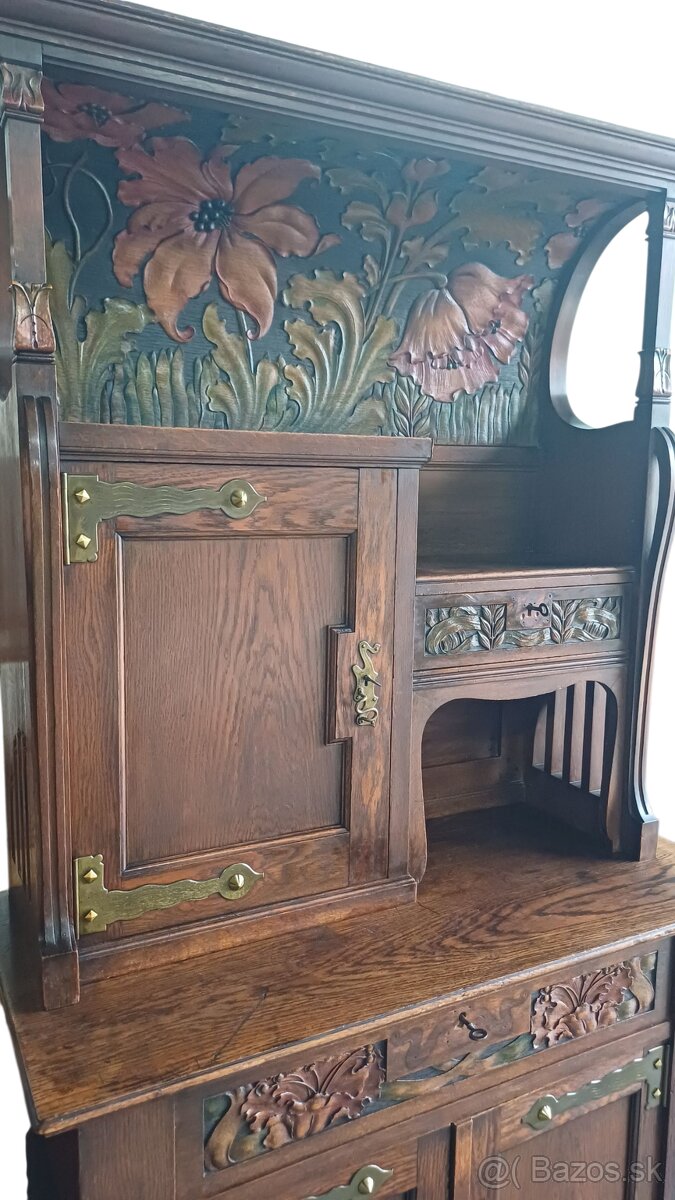 Starožitný nabytok - 6