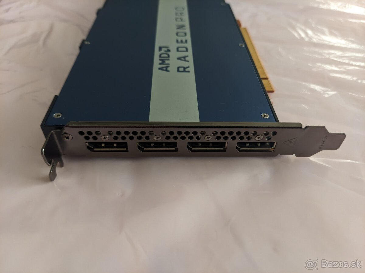 AMD Radeon Pro W5500 8GB - 6
