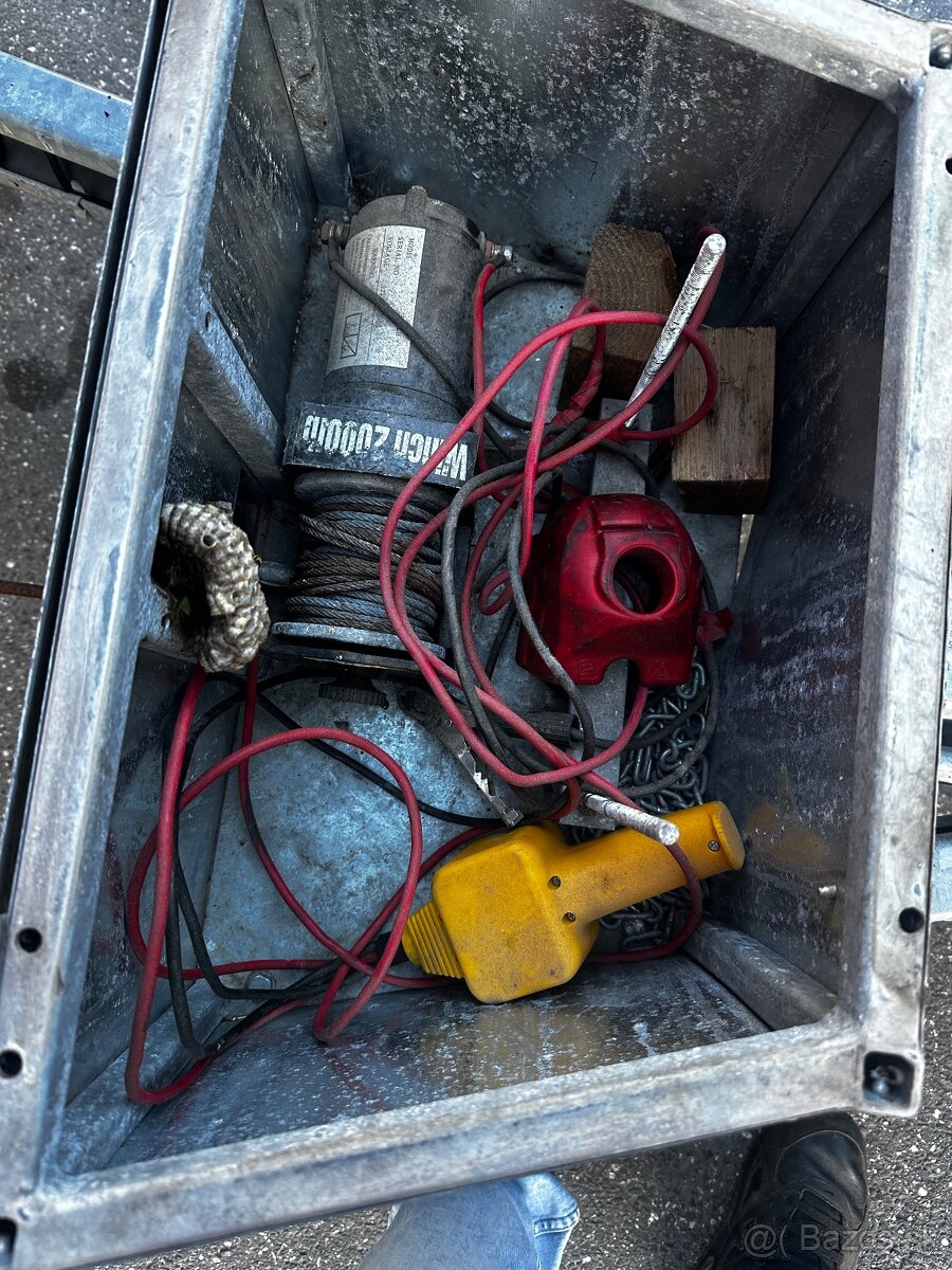 Predám prívesný vozík s plachtou - 6