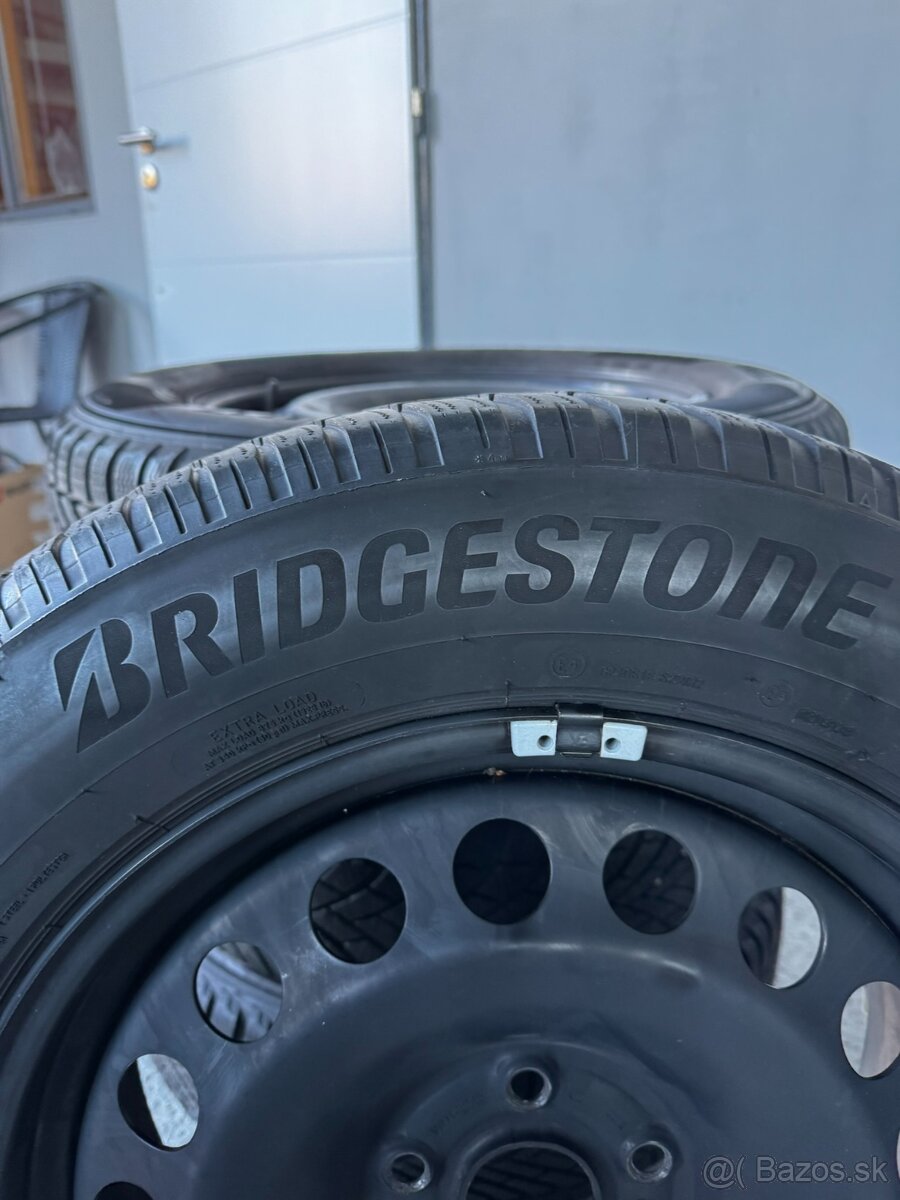 Bridgestone 2x, Pirelli2x, , 215/65R17, 4x zimné 5x112 - 6
