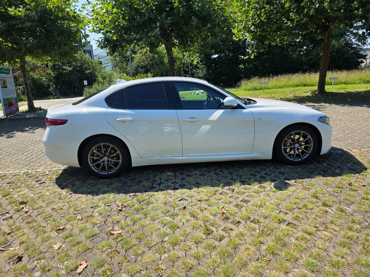 Alfa Romeo Giulia 2.2jtdm - 6