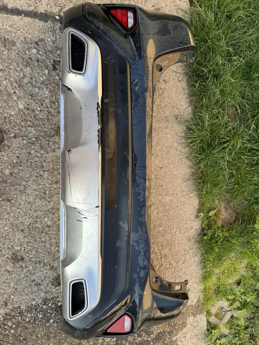 Predám zadný nárazník na Kia xceed - 6