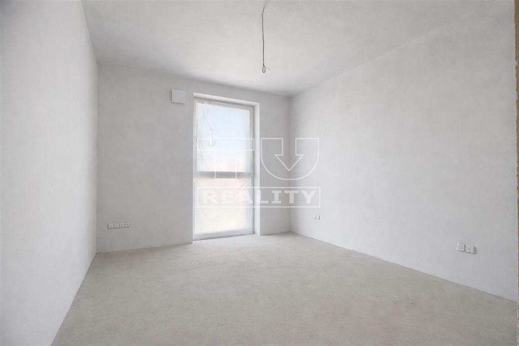 NA PREDAJ 3izbový dom, okr. Senec - 6