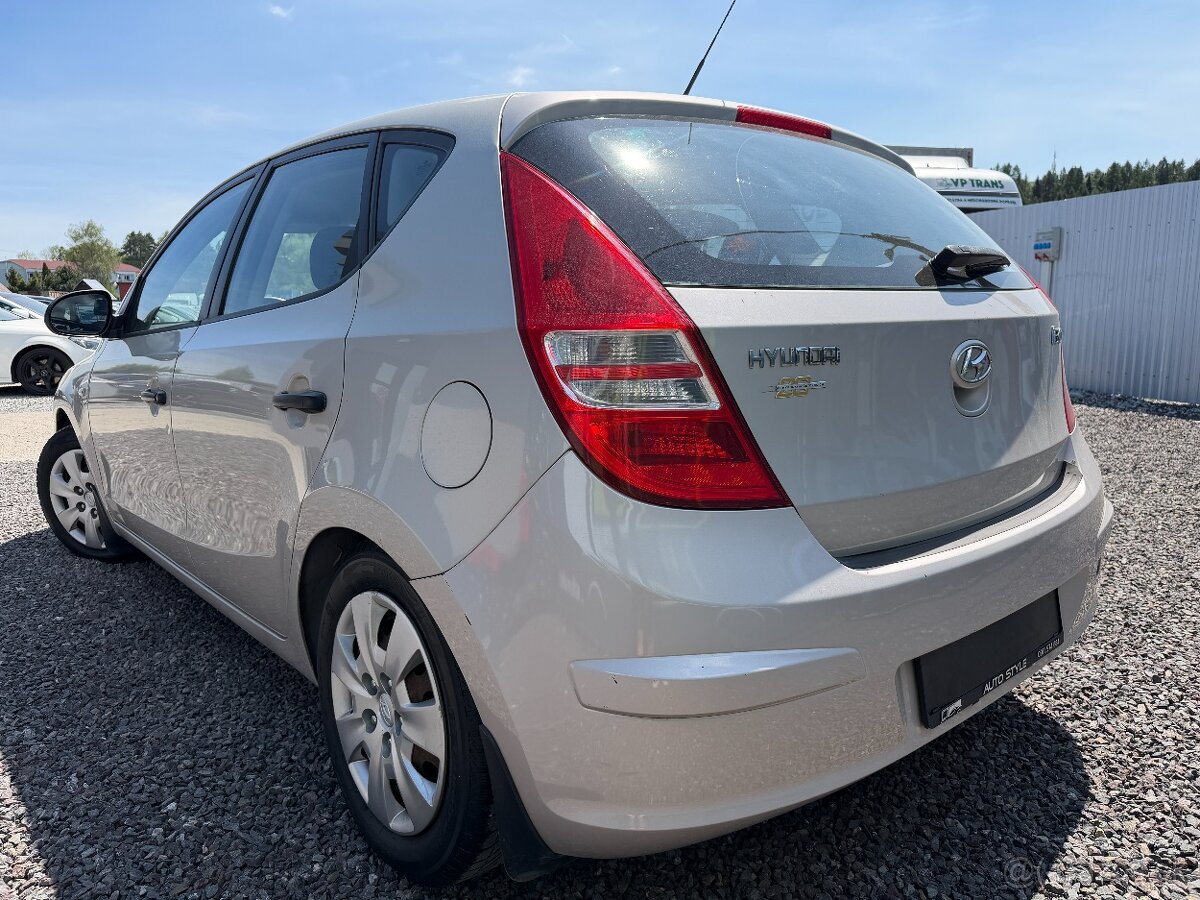 Hyundai i30 CW 1.4 16V CLASSIC LPG - 6