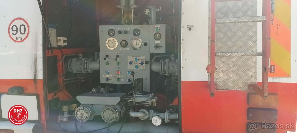 Hasičská TATRA 815 6x6 - 6