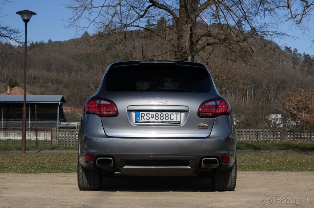 Porsche Cayenne S 4,2 V8 281 kW - 6