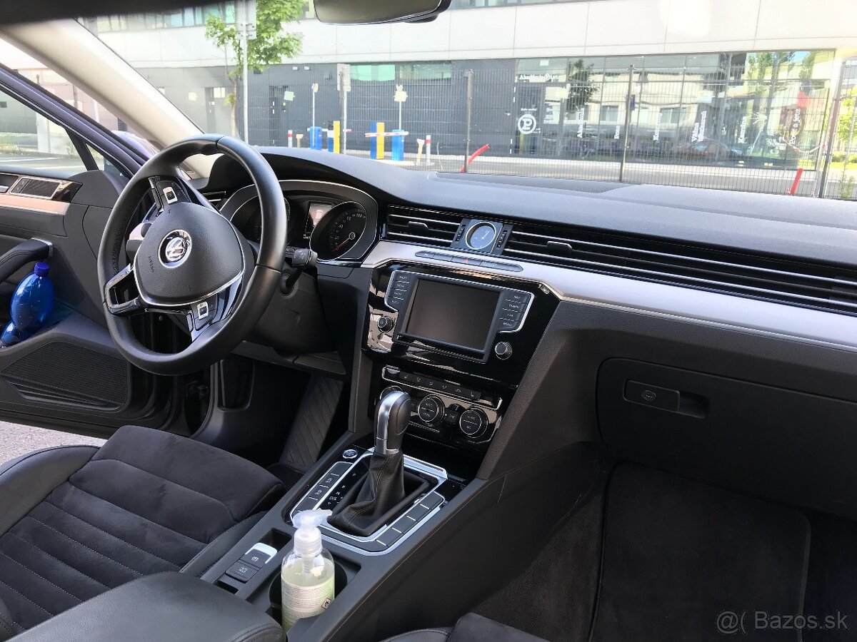 VW Passat Higline R-Packet - DSG - povod ČR, DPH - 6