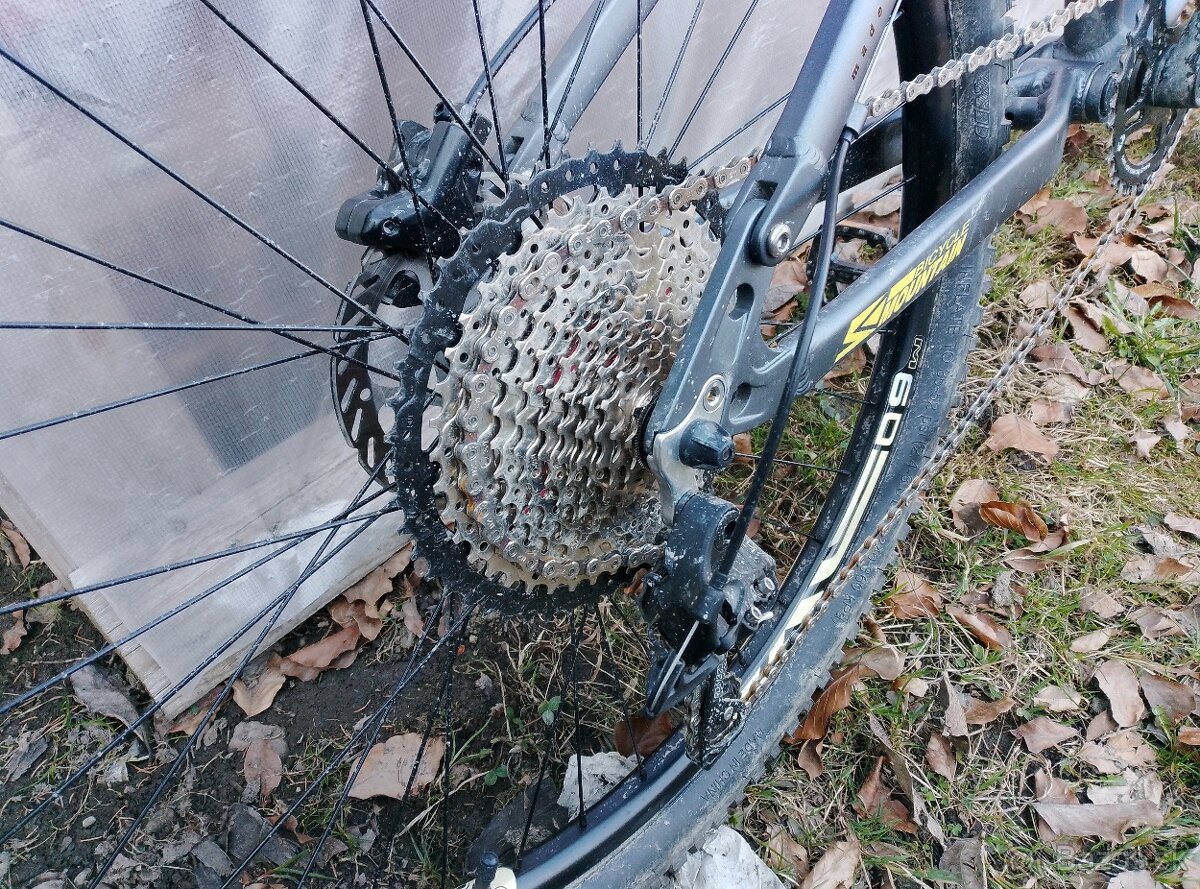 Horský bicikel celoodpruzeny. - 6