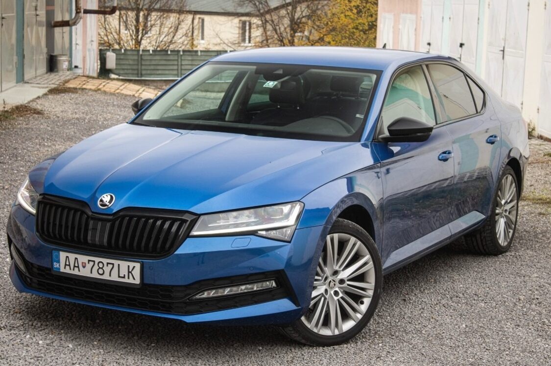 Škoda Superb 2.0 TDI DSG Style - 6
