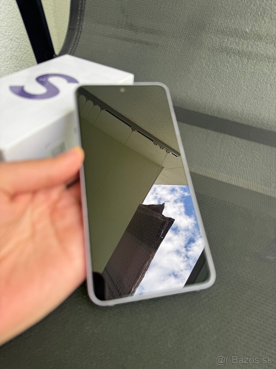 Samsung Galaxy S21FE - 6