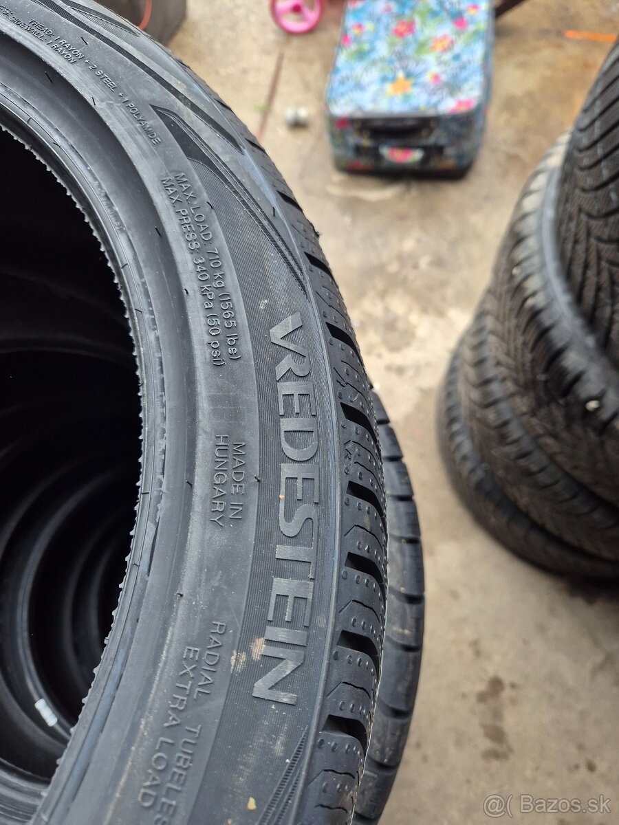 235/40 r19 - 6