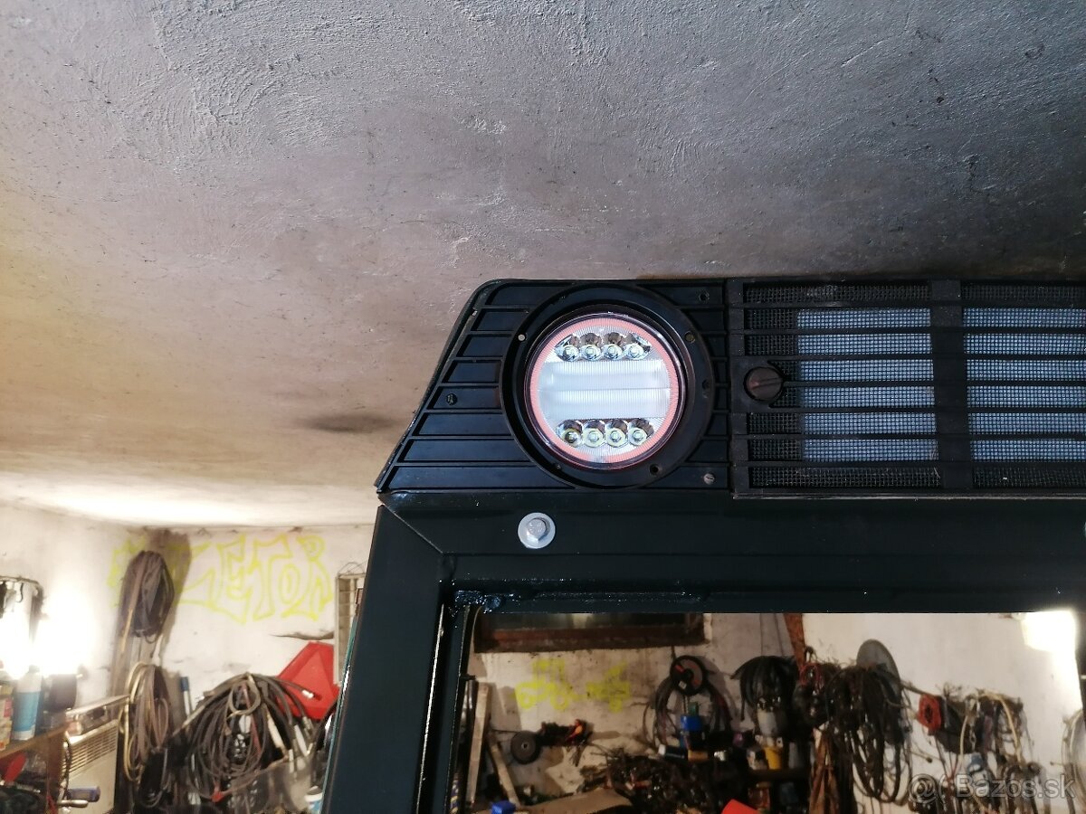 Predám led pracovné svetlá vhodné na kabínu zetor - 6