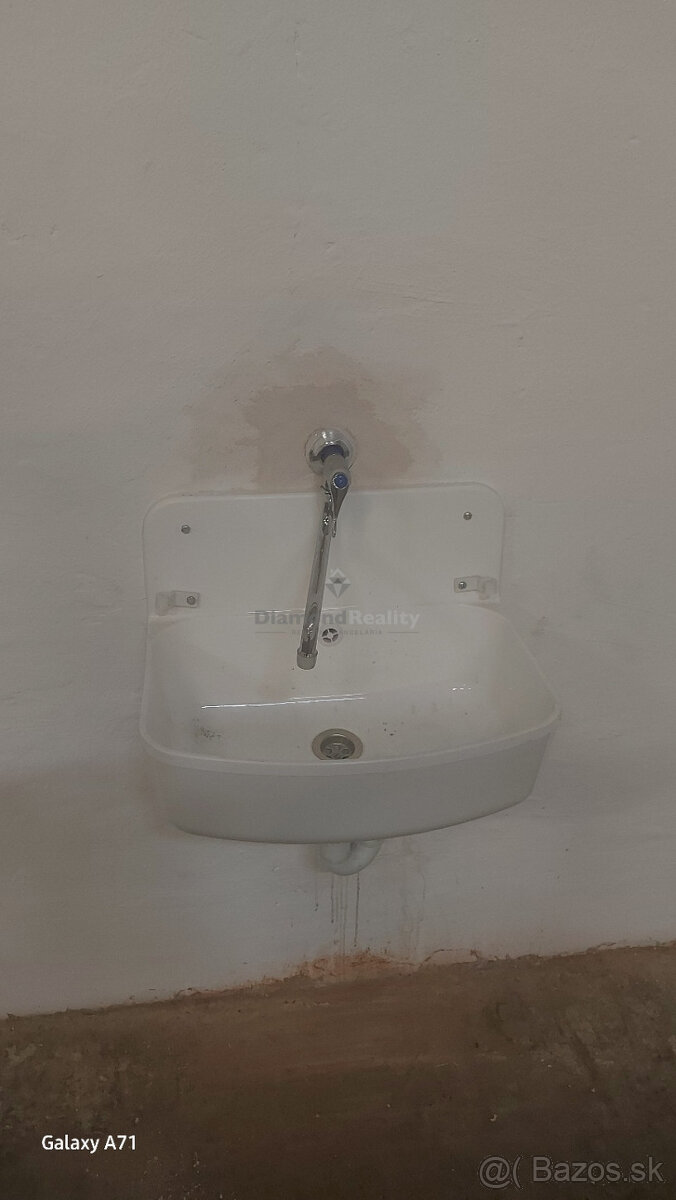 PRENÁJOM - Sklad s kanceláriou a nakladacou rampou 631 m2 - 6