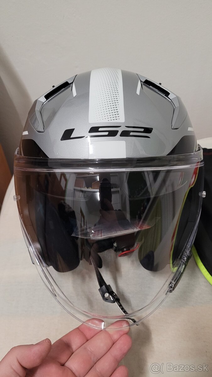 Predavam uplne novu 3xl LS2 OF603 Infinity II Veyron - 6