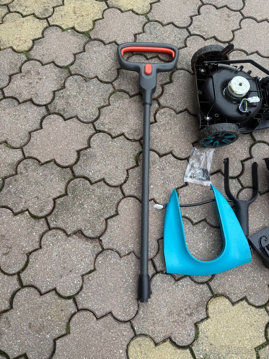 Gardena Aku kosačka HandyMower 22/18 V P4A - 6