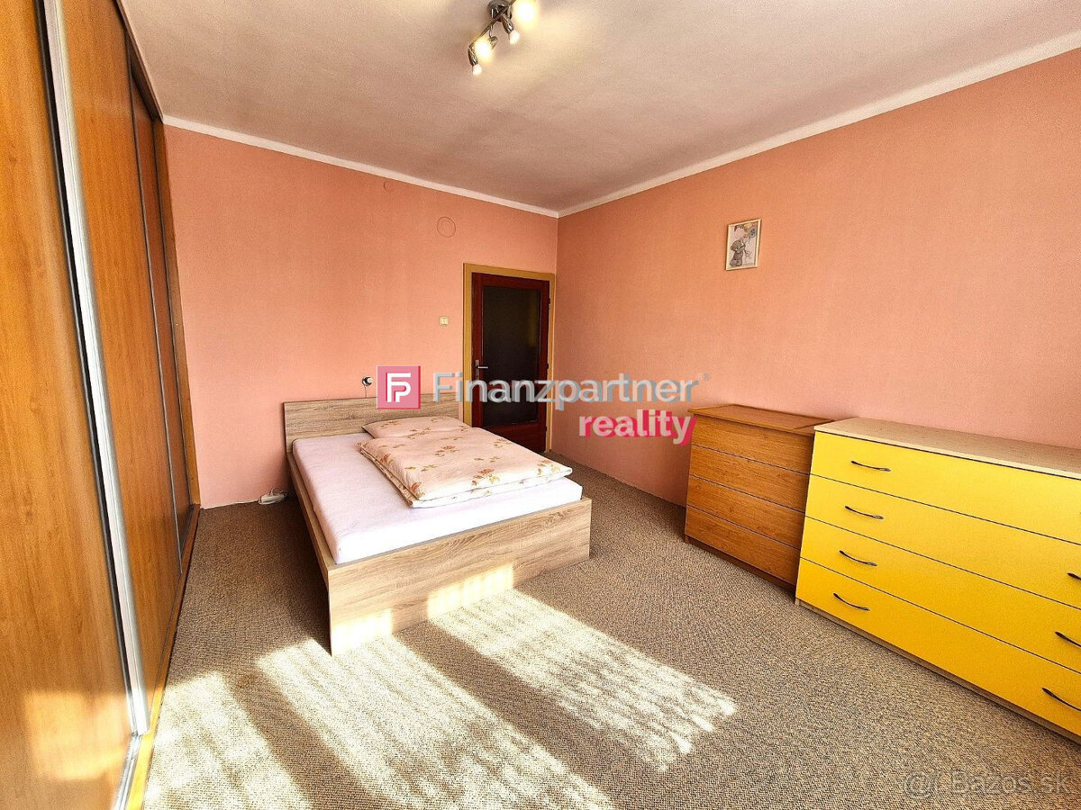 3 izbový dom s veľkým pozemkom v obci Radošina - 6