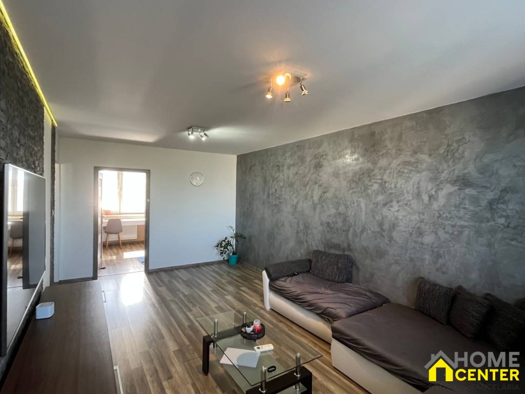 NA PREDAJ krásny nadštandardný 3 izbový byt v Komárne - 6