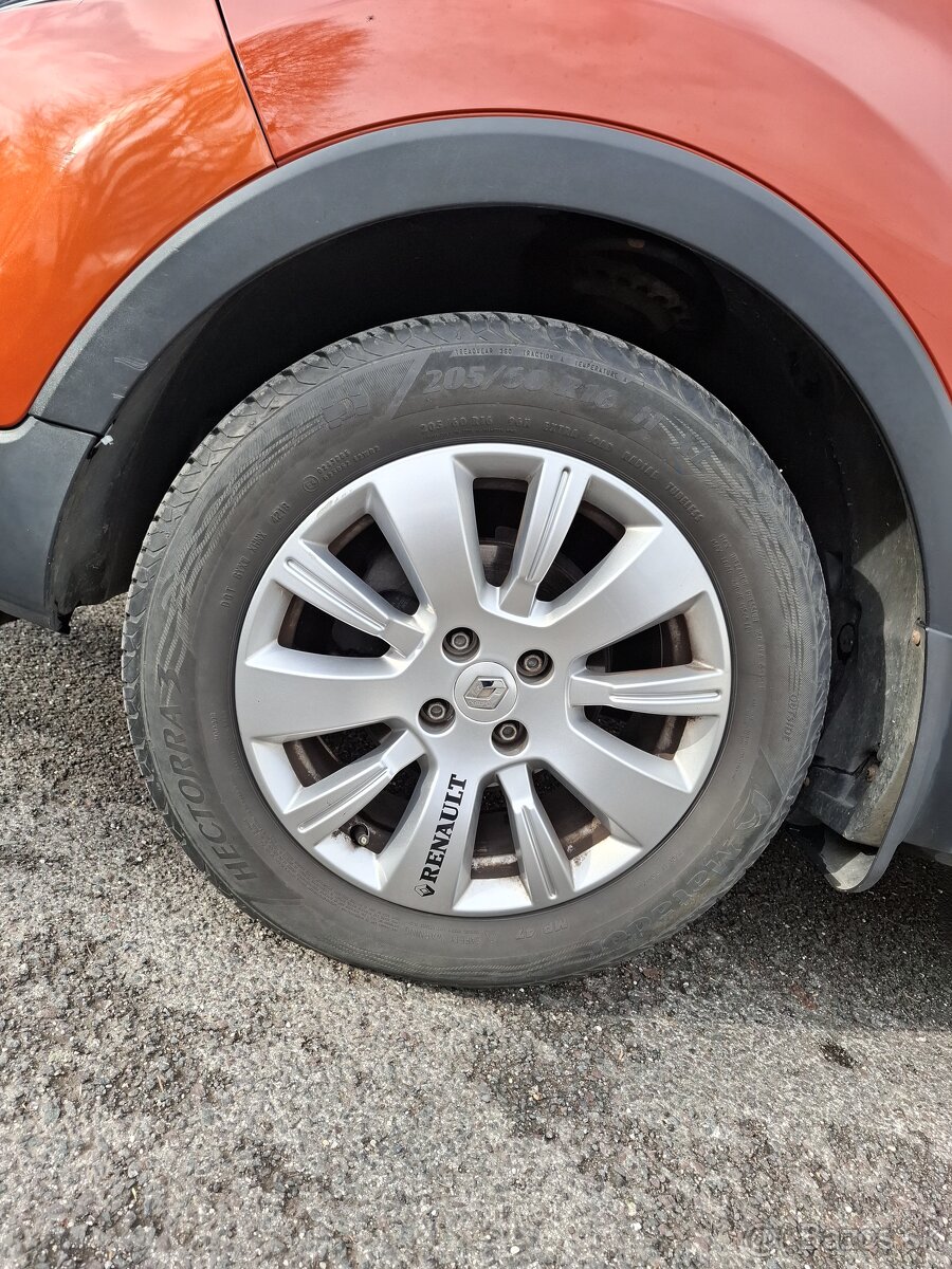 Renault Captur 0.9TCe - 6