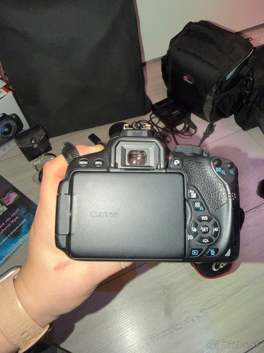 Canon EOS 700D - 6