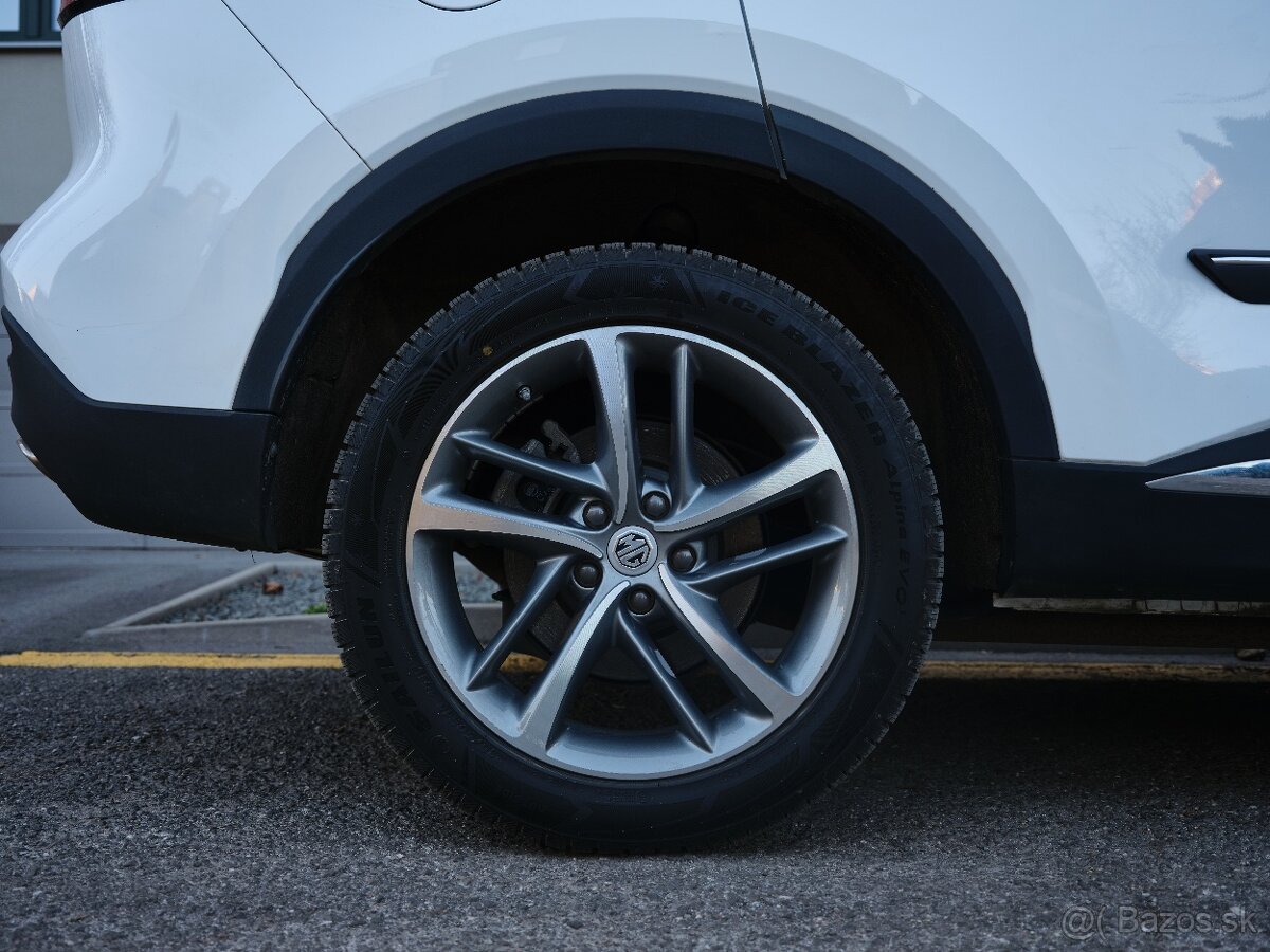 Predám SUV plug-in hybrid MG EHS ročník 2024 - 6